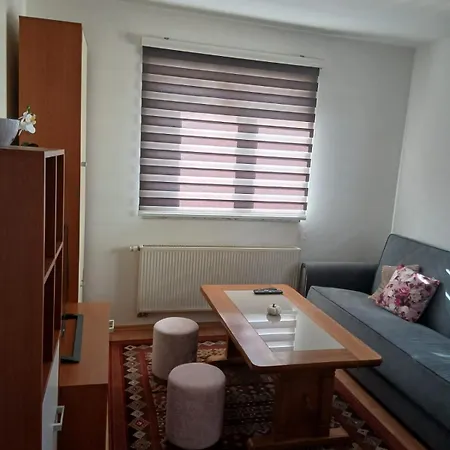 Apartmani, Prenociste Ana Apartman